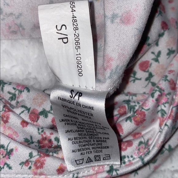 ✿ white and pink floral top (bluenotes) ✿ - Picture 3 of 3